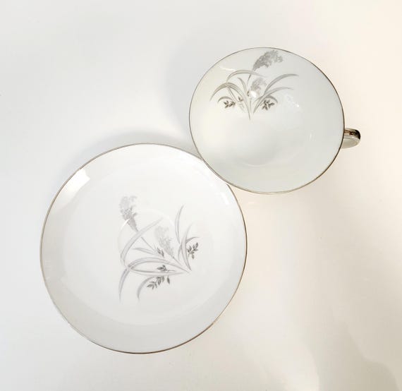 42 Piece Set • Place Setting • Silver Wheat by Wentworth Japan