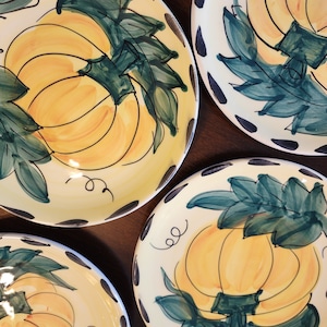 Vietri Italian Arturo Hand Painted Pumpkin Cake Plates