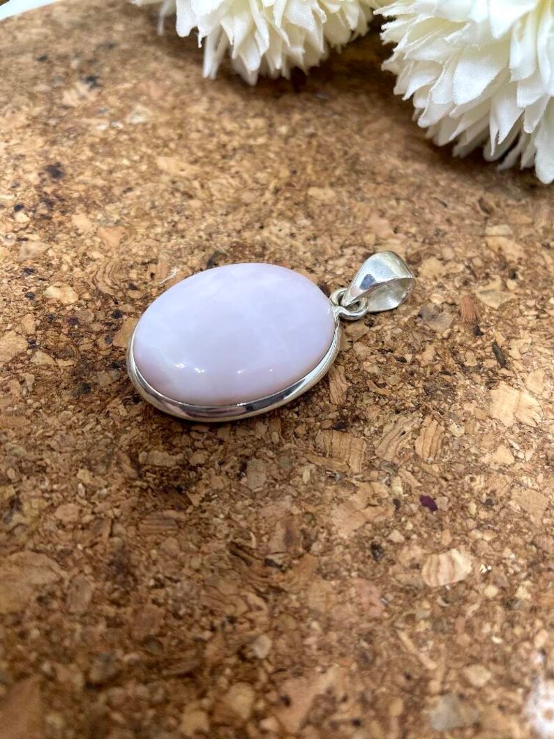 BTS-NP9872/PPO/R Sterling Silver Pendant with Oval Pink Simulated Opal Stone BTS-NP9872/PPO/R Sterling Silver Pendant with Oval Pink Simulated Opal Stone