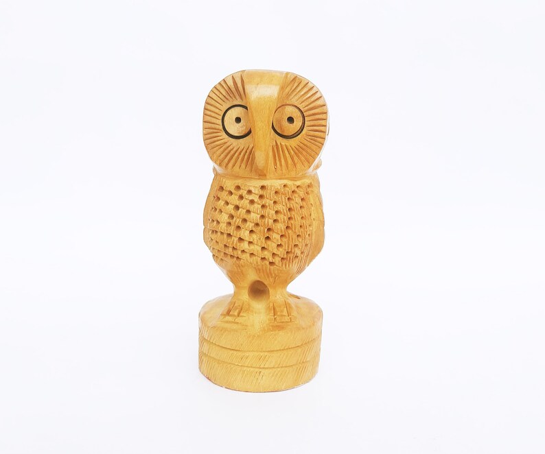 Small Wooden Gift For Wisdom Lover Handmade Fine Carved Symbol Of Wisdom The Owl Statue Decorative Sculptures Wooden Bird Figurines