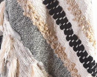 Hand Loom Woven Cotton Acrylic Wool Chunky Woven Cream Ivory Black Grey Color Sofa Throw Blankets Decorative 50x60 Boho Throws