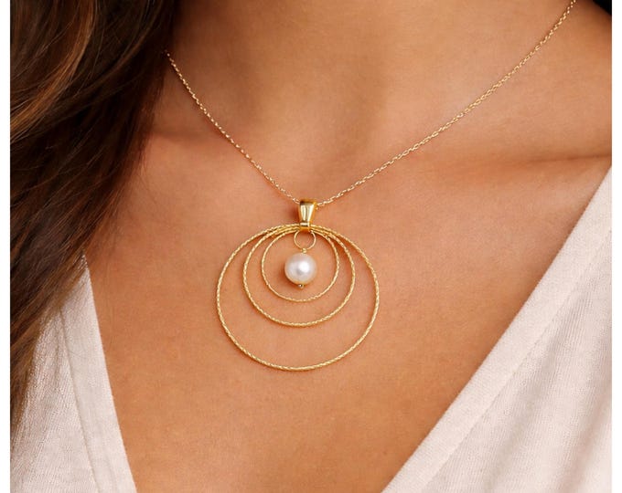 Interchangeable Layered 18k Gold-Plated Hoop Necklace with Freshwater Pearl – Minimalist Versatile Jewelry for Women