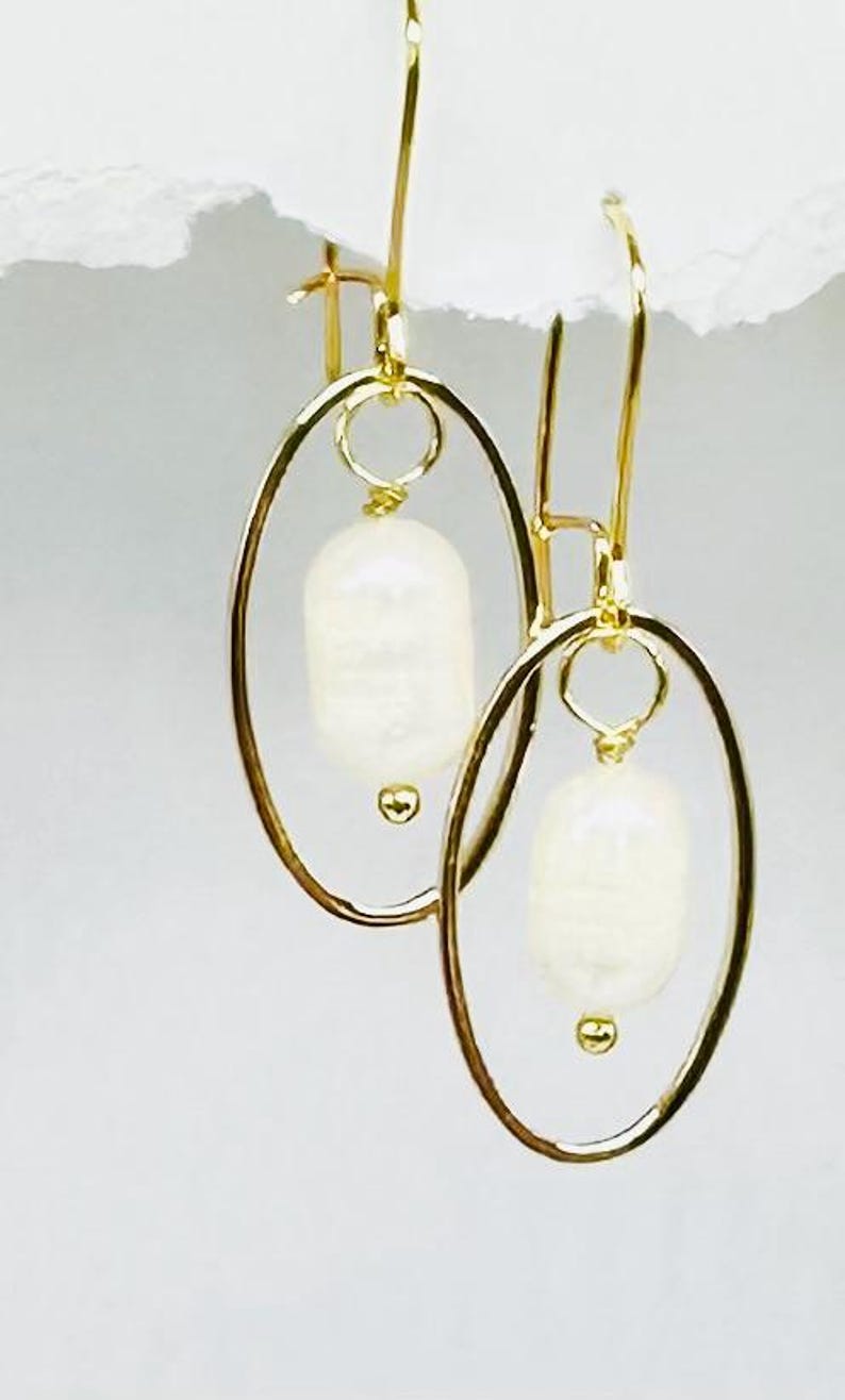 Gold Dangle Earrings: Interchangeable Pearl earrings image 9