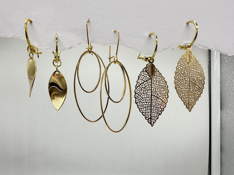 Gold Dangle Earrings: Interchangeable Pearl earrings image 13