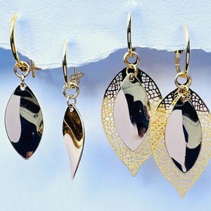 Gold Dangle Earrings: Interchangeable Pearl earrings image 11
