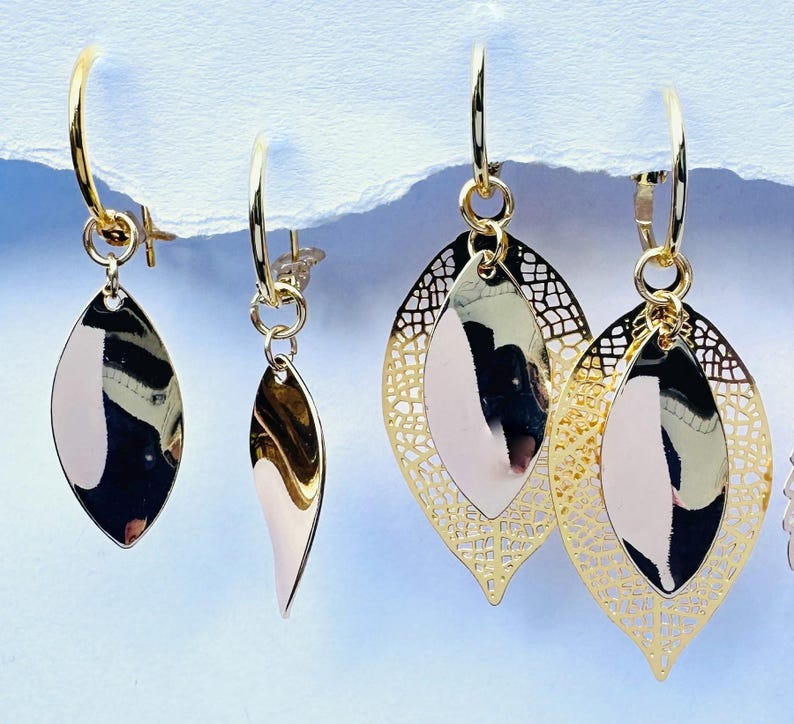 Gold Dangle Earrings: Interchangeable Pearl earrings image 11