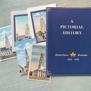 A Pictorial History . Charleston Towne . Charleston . 1670 - 1970 . Tricentennial 300 Anniversary Founding Of Charleston . Collectors Item .