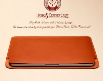 Personalizable 2023 MacBook Pro 13", 14", 15" or 16" Sleeve, Veg-Tan Leather. 100% Handmade and Saddle Stitched. Perfect Gift for Him/Her.