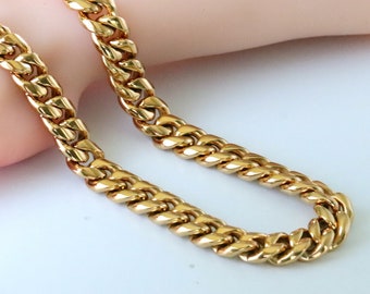 Gold Cuban Link Chain Necklace: Stainless Steel Curb Chain