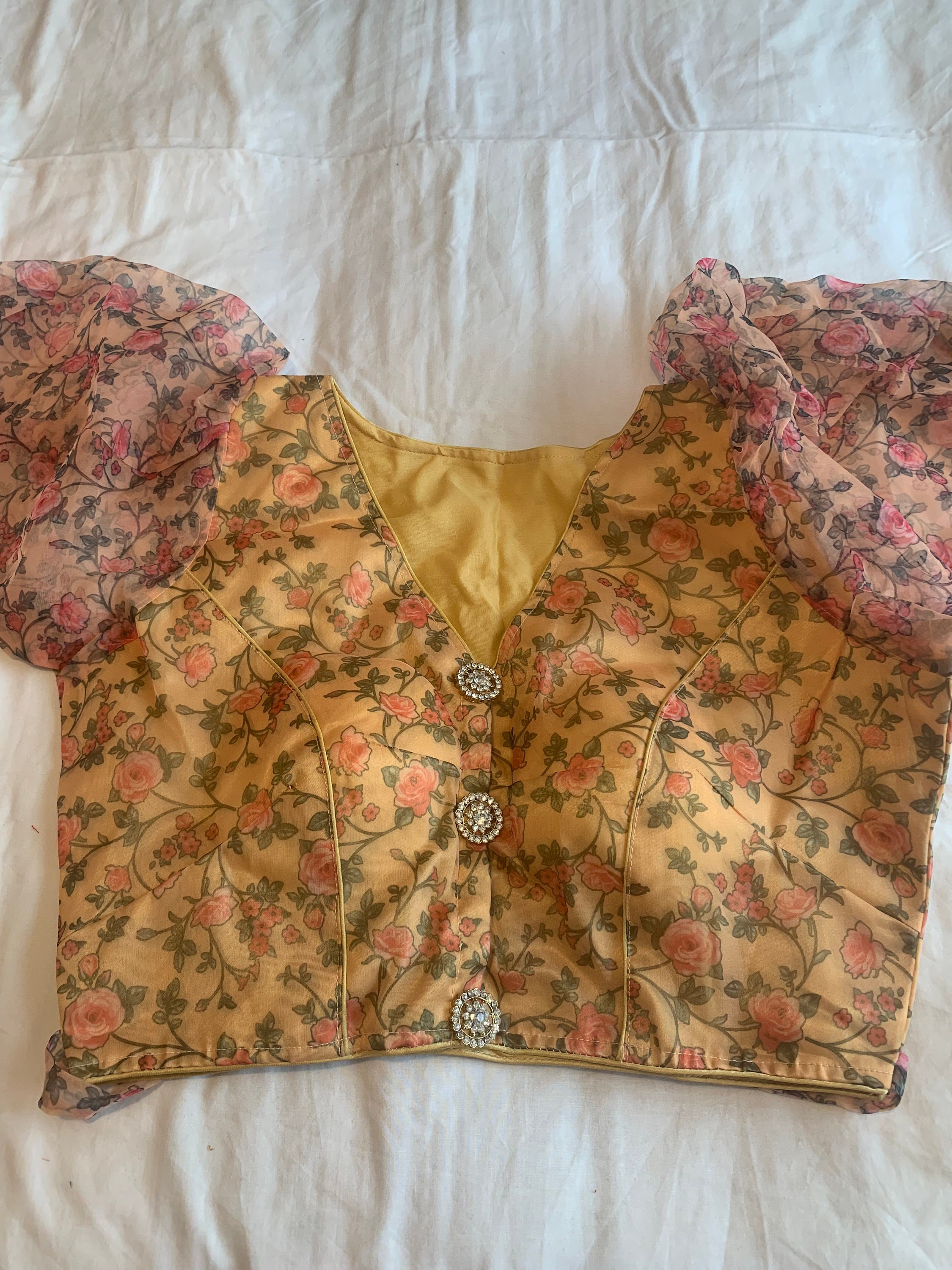 V Neck Georgette Orgenza Fabric Floral Puff Slevees Desginer V Neck Georgette Orgenza Fabric Floral Puff Slevees Desginer