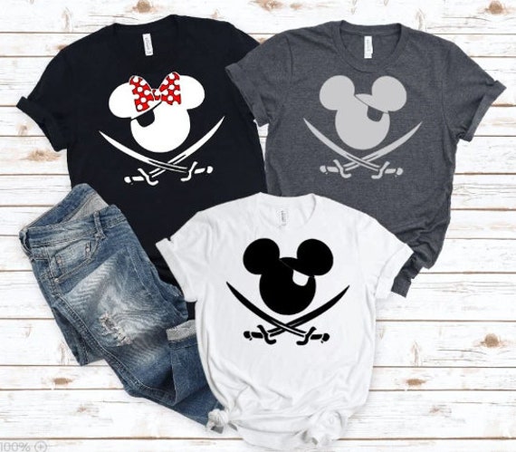 Pirate Mickey o Minnie Unisex Shirt Disney Cruise Family Shirt Disney Matching Pirate Night Shirt Captain Jack Pirates of the Caribbean Etsy Mexico