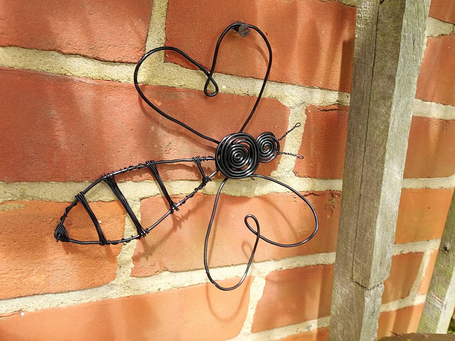 Bee Metal Wall Art for Outdoors Set of Two Bee Metal Garden Etsy UK