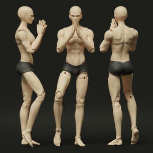 Puede incluir: Tres vistas de un maniquí articulado de color beige con complexión musculosa, que lleva calzoncillos negros. La figura se muestra de lado, de frente y de espaldas, con las manos juntas en gesto de oración y articulaciones visibles.