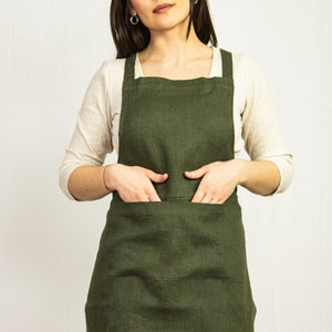 Linen Apron with Ties in Moss Green, Softened Apron with Pockets, Unisex Apron for Kitchen, for Outside, Classic Apron