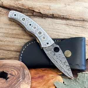 Damascus Steel Pocket Knife -Unique Damascus Folding Knife - Authentic Damascus Steel Blade - 8&#39;&#39; Gift  Knife for Husband, Anniversary Gifts