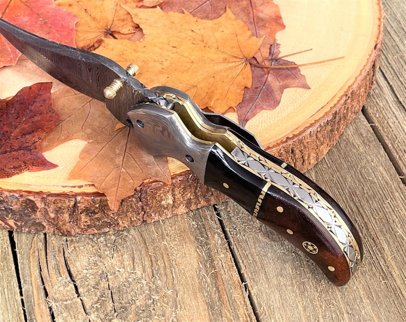 Handcrafted Damascus Steel Western Belt Knife – 7.5
