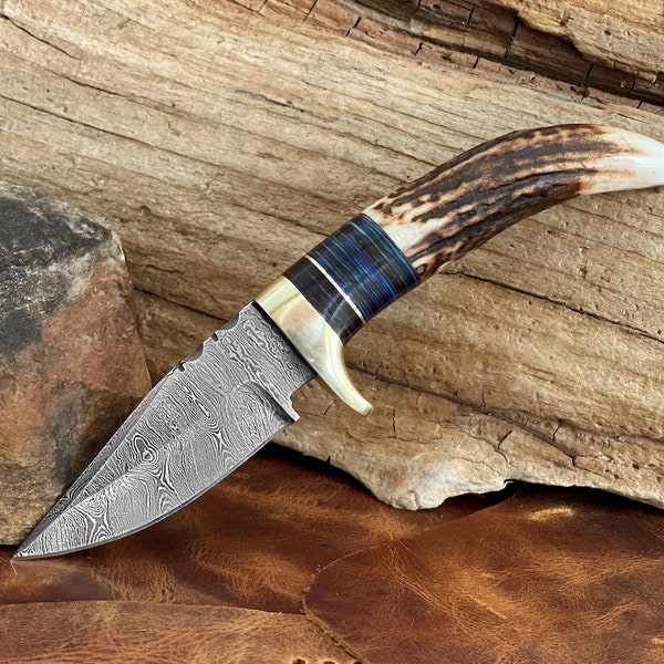 Damascus Steel Stag Antler Handle Fixed Blade Knife - Custom Damascus Pocket Knife - Anniversary Gift - Gift for Husband - Gift for Dad