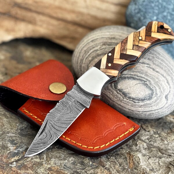 Damascus Folding Pocket Knife, Gift for Husband, Gift for Dad, Damascus Steel Blade Knife, Groomsmen gifts, Anniversary Gift