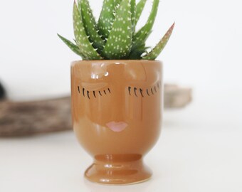 Caramel Cecilia Planter - Cute Celfie Face Pot for Succulents and Small Plants in Light Brown