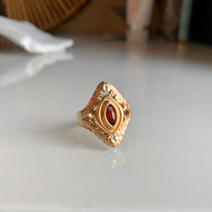10kt gold vintage ring