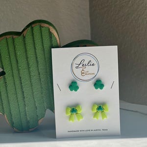 Green Shamrock Bow Stud Set Clay Earrings