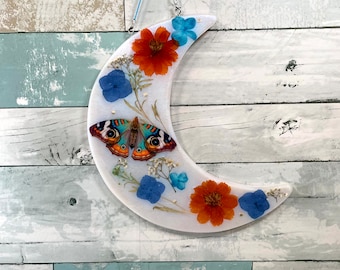Crescent Moon Wall Art, Moon Gift, Moon Artwork, Resin Wall Hanging, Crescent Moon, Moon Phases Home Decor, Butterfly Gift, Butterfly Art