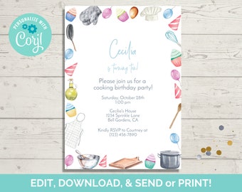 Puede incluir: Una invitación de fiesta de cumpleaños azul y blanca con una ilustración de acuarela de un gorro de chef, cupcakes y utensilios de cocina. El texto de la invitación dice: "¡Cecilia cumple diez! ¡Únete a nosotros para una fiesta de cumpleaños de cocina! Sábado, 28 de octubre 1:00 pm Cecilia's House 1234 Sprinkle Lane Bell Gardens, CA Por favor, confirma tu asistencia a Courtney en el (123) 456-7890"