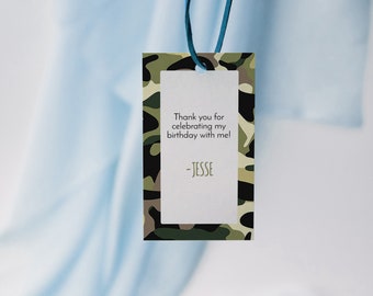 Bewerkbare sjabloon verjaardag gunst tag met camouflage (direct downloaden)