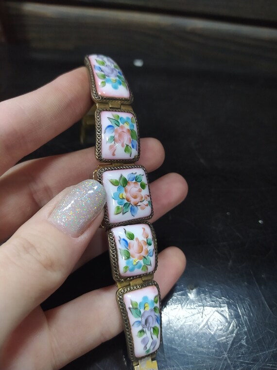 Women's watch Chaika. Enamel 17 stones, USSR vinta