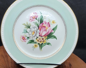 Set van twee (2) Homer Laughlin-eierschaal Georgische Chatam-lunchborden, groene rand, wit midden, roze en witte bloemen, groene bladeren (3275)
