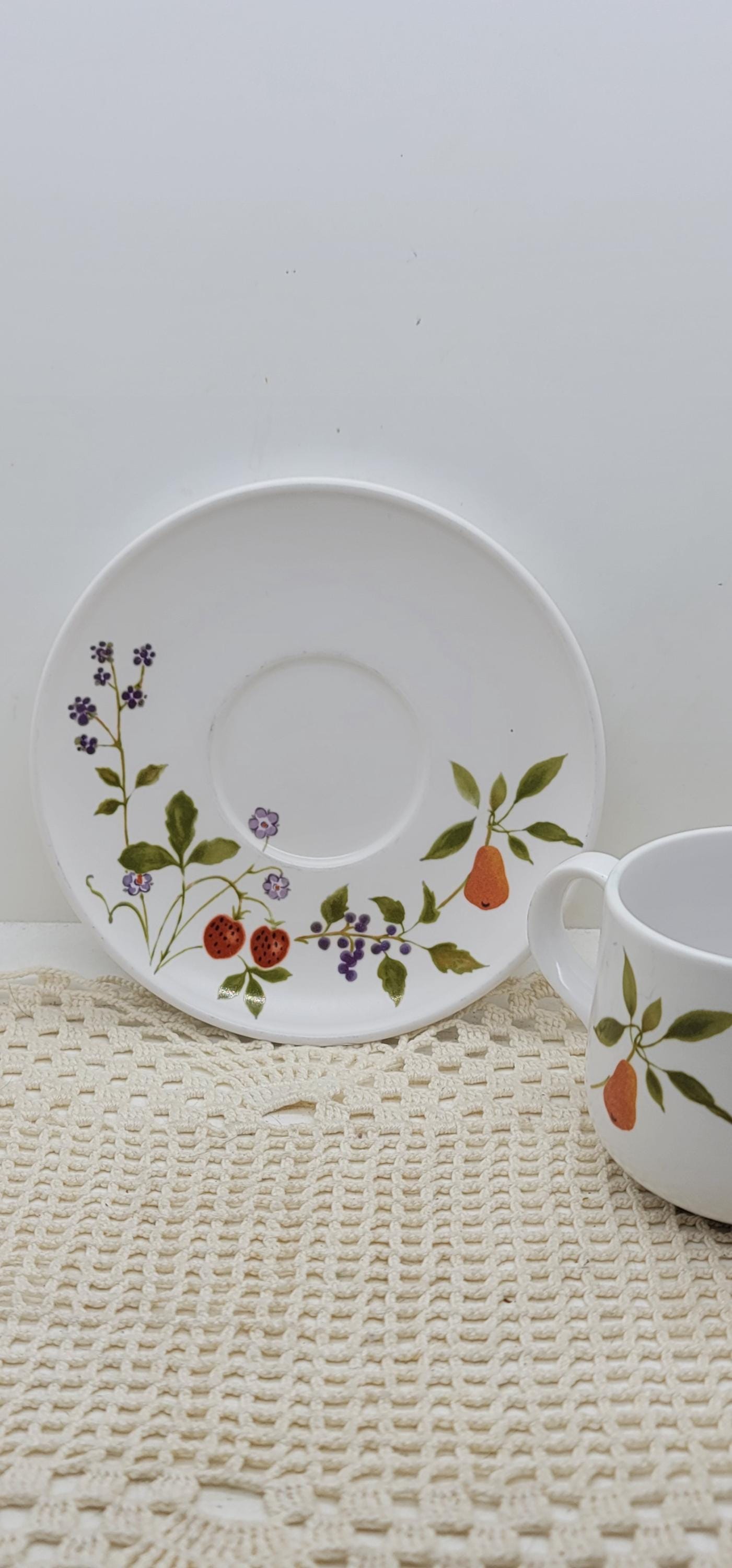 Set of Seven Noritake Japan Progression Berries 'N Such 9070