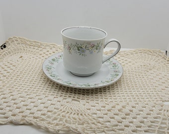 A Matching Set of 4 Johann Haviland 12 Oz Cream Colored Ceramic