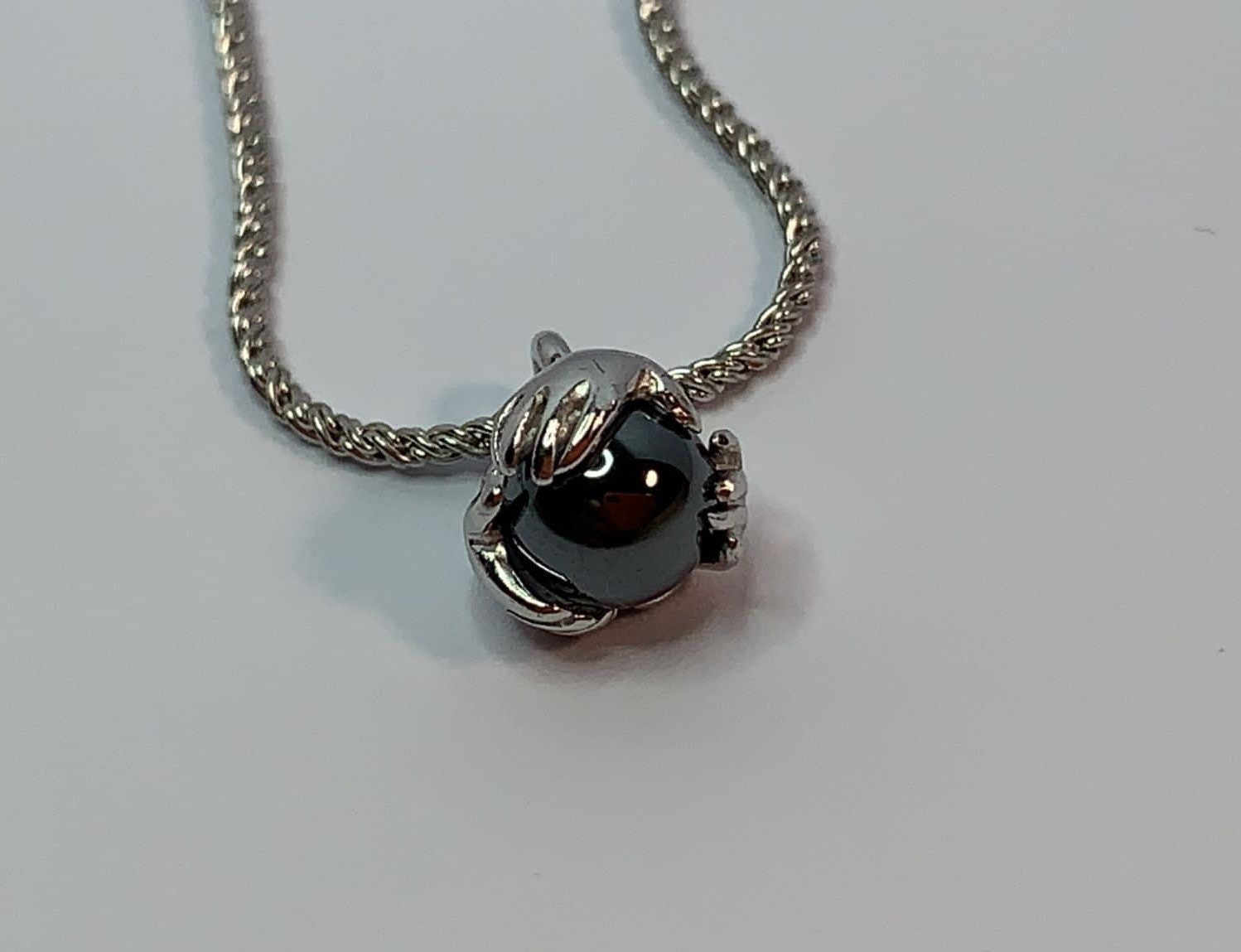 Collier Charles Jourdan En Argent Rhodié 925 - Pendentif Couple Avec Perle D'hématite - Occasion Comme Neuf