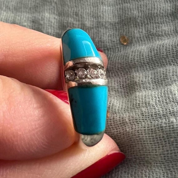 BELLE BAGUE EN ARGENT 925 RETRO ORNEE D'UN GRENAT - TAILLE 51