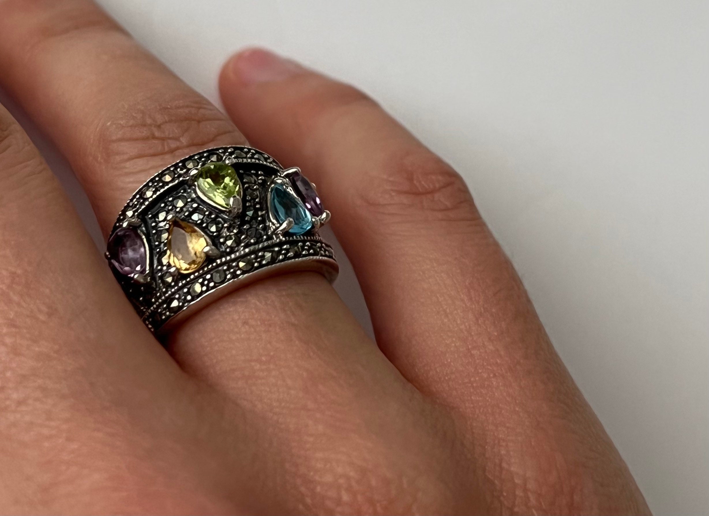 Bague Ancienne En Argent Avec Citrine, Péridot, Améthystes Et Topaze - Taille 56