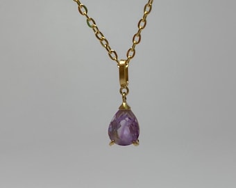 Magnificent amethyst pendant in 18-carat yellow gold