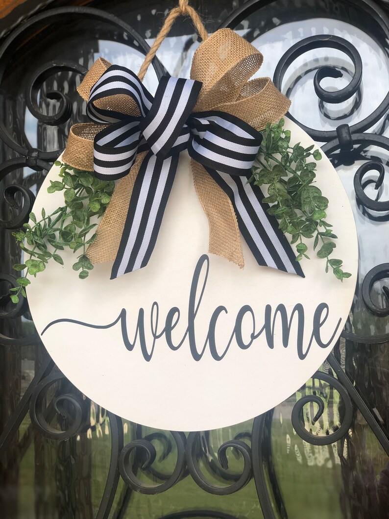 Hello Round Wood Door Sign Door Decoration Door Etsy