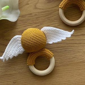 Snitch rattle / Harry / baby rattle / amigurumi / gift / crocheted / handmade