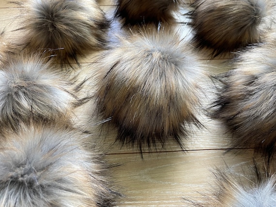Raccoon Luxe Pom, Faux Fur Pom, Vegan Fur, Faux Alpaca  display picture 3