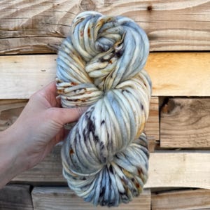 Feyre darling Hand dyed super bulky merino wool, size 6 grey blue, speckled, solid, multicolor, indie dye, superwash