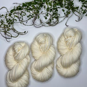 Natural super bulky merino wool, size 6 weight, undyed, solid, superwash