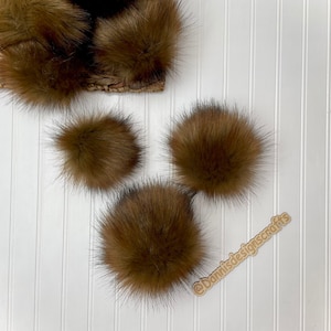 Arabian wolf, Faux fur Pom Pom, reddish brown, small, medium, large, fluffy, pre made, tie on, cotton string, for beanies, scarves