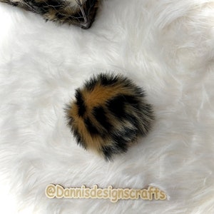 Cheetah Faux fur Pom Pom, cheetah / leopard print, small, medium, large, fluffy, pre made, tie on, cotton string, for beanies,  swift pom
