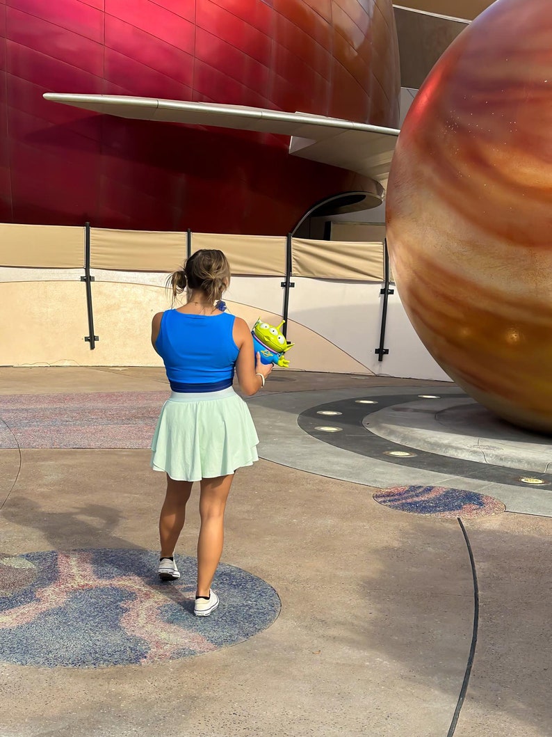 Omfamna utomjordisk stil med 'Space Alien'-kort topp bild 6