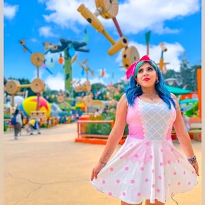Shepherd Chic – Women’s Sleeveless Athletic Skater Dress – Playful Style for Disneybounding, Cruise, Marathon, Halloween & Theme Parks