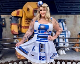Droid Skater Dress: Sci-Fi Cosplay, Disneybounding Style
