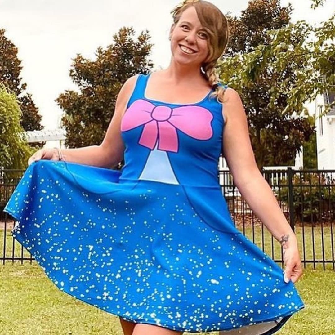 sachin and babi light blue dress Gerador de Looks de Elegncia Futurista  Ferramenta de Design de Moda com  IA