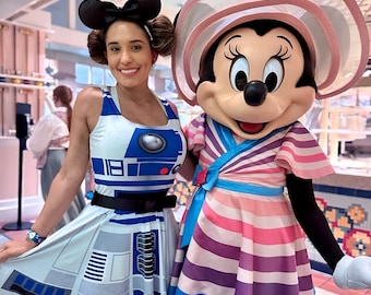 Droid Skater Dress: Sci-Fi Cosplay, Disneybounding Style