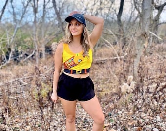 Nature Quest: &#39;Explorers of the Wilderness&#39; Women&#39;s Sleeveless Crop Top