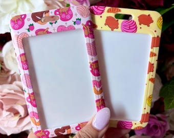 Pan Dulce - Vertical Badge Holder